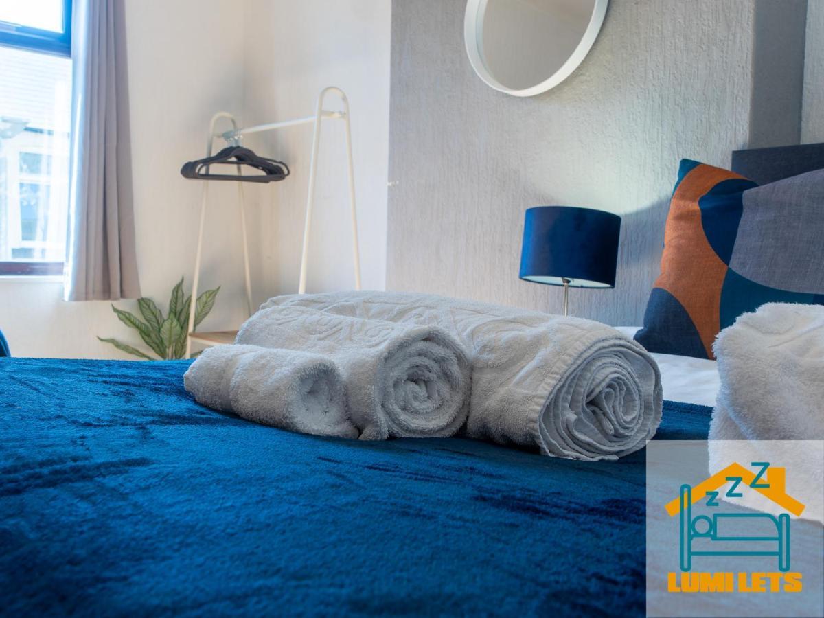 2Br Home In Barrow-In-Furness Sleeps 8 Close To Bae Systems, Hospital, Lakes Exteriör bild
